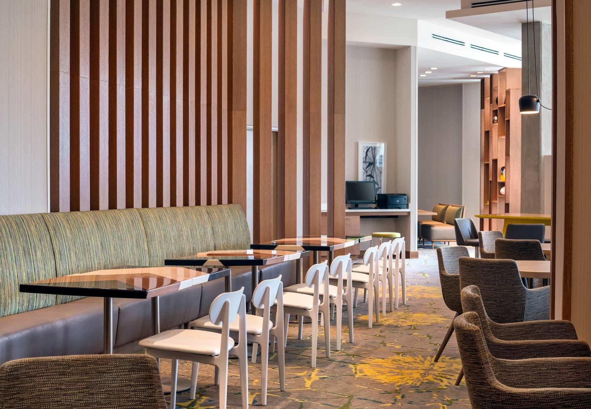 Residence Inn Washington Capitol Hill/Navy Yard Экстерьер фото